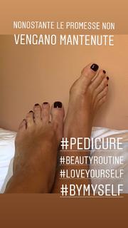 Roberta Beta feet photo 19