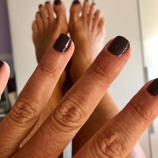 Roberta Beta feet photo 3