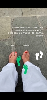 Roberta Beta feet photo 7