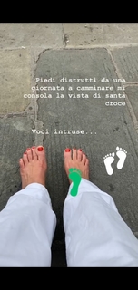 Roberta Beta feet photo 6