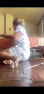 Roberta Beta feet photo 8