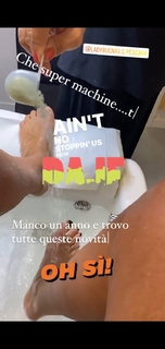 Roberta Beta feet photo 2