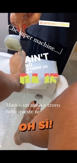 Roberta Beta feet photo 1