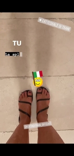 Roberta Beta feet photo 14