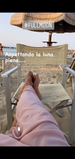 Roberta Beta feet photo 9