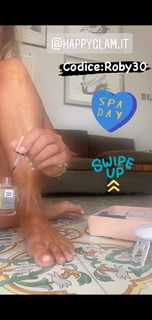 Roberta Beta feet photo 1