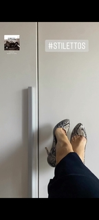 Roberta Beta feet photo 9