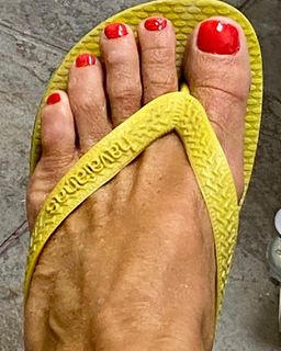 Roberta Beta feet photo 6