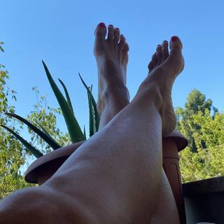 Roberta Beta feet photo 1