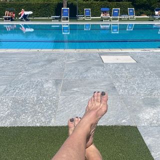 Roberta Beta feet photo 13