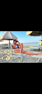 Roberta Beta feet photo 3