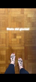 Roberta Beta feet photo 7
