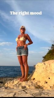 Roberta Beta feet photo 4