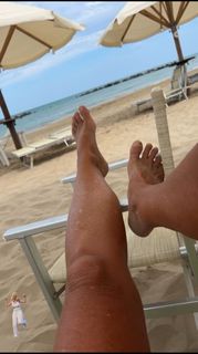Roberta Beta feet photo 1