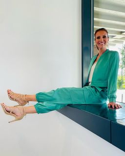 Roberta Bieling feet photo 4