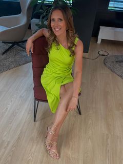 Roberta Bieling feet photo 1