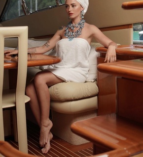 Roberta Branchini feet photo 4