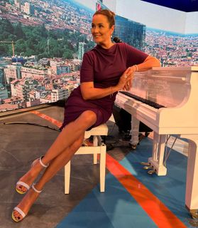 Roberta Capua feet photo 15