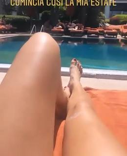 Roberta Morise feet photo 5