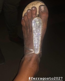 Roberta Morise feet photo 17