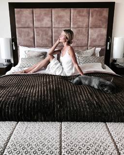 Roberta Ruiu feet photo 13