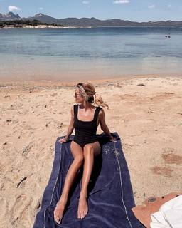 Roberta Ruiu feet photo 9