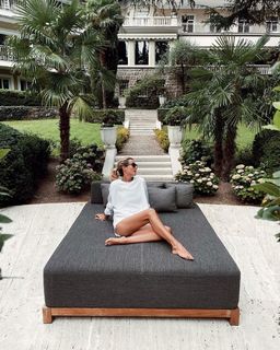 Roberta Ruiu feet photo 11