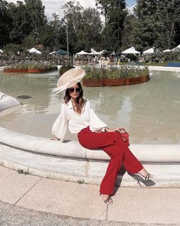 Roberta Ruiu feet photo 1