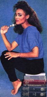 Robin Givens feet photo thumbnail