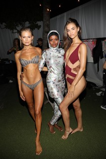 Robin Holzken feet photo 17