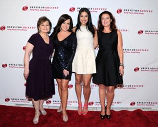 Robin Meade feet photo thumbnail