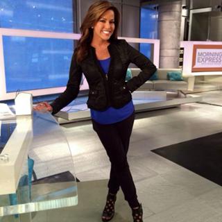 Robin Meade feet photo thumbnail