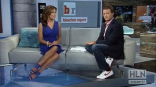 Robin Meade feet photo thumbnail