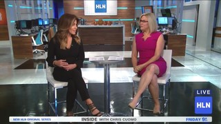 Robin Meade feet photo thumbnail