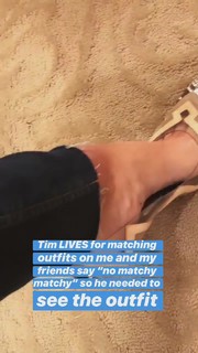 Robin Meade feet photo thumbnail