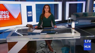 Robin Meade feet photo thumbnail