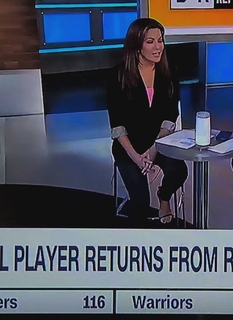 Robin Meade feet photo thumbnail