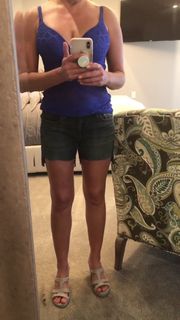 Robin Meade feet photo thumbnail