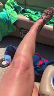 Robin Meade feet photo thumbnail