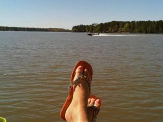 Robin Meade feet photo thumbnail