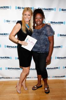 Robin Quivers feet photo 7