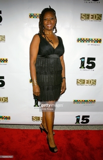 Robin Quivers feet photo 16
