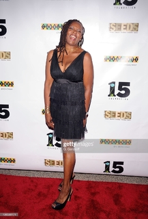 Robin Quivers feet photo 10