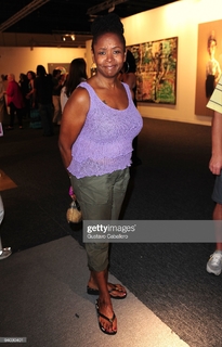 Robin Quivers feet photo 7