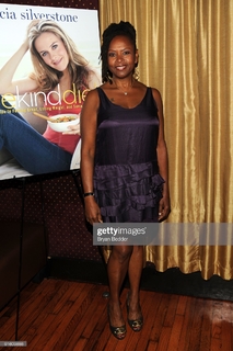 Robin Quivers feet photo 6