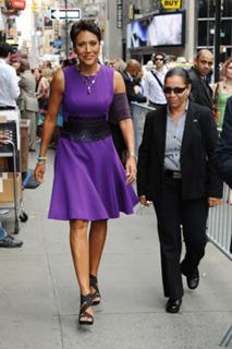 Robin Roberts feet photo 6