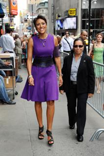 Robin Roberts feet photo 5