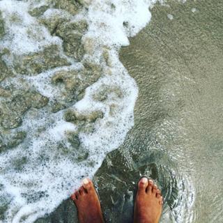 Robin Roberts feet photo 12