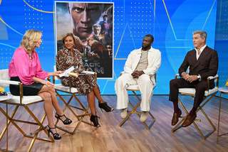 Robin Roberts feet photo 10