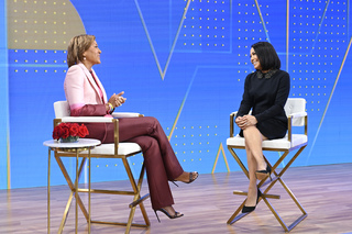 Robin Roberts feet photo 1
